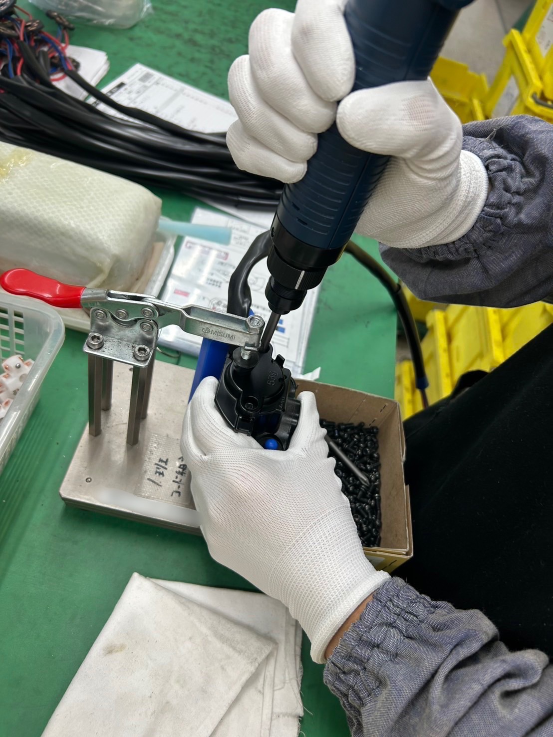 組付・組立作業